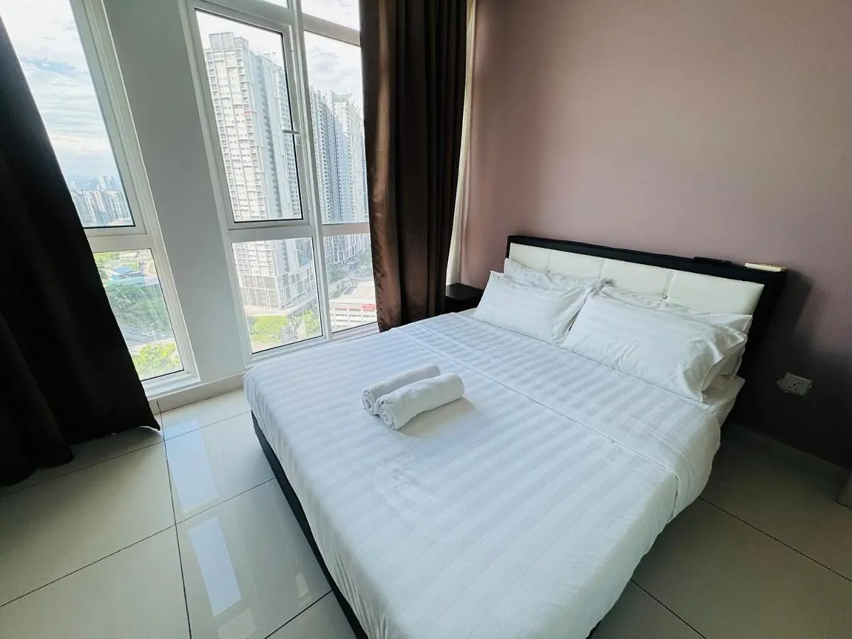 Ferienwohnung Sky-High Luxury Stunning Views Kuala Lumpur Apartment